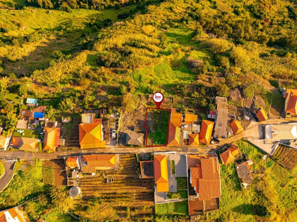 Terreno para Venda em Estreito da Calheta Foto 6