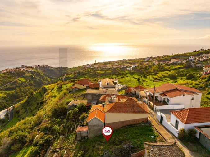 Terreno para Venda em Estreito da Calheta Foto 1