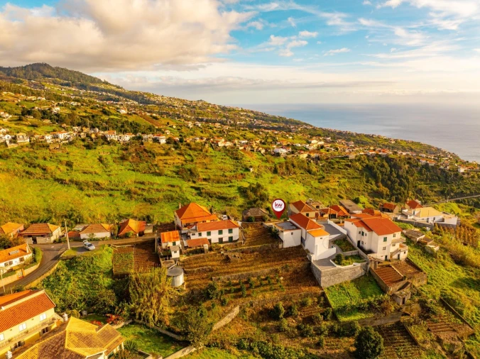 Terreno para Venda em Estreito da Calheta Foto 3