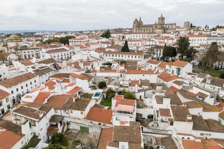 Moradia T2 para Venda em Évora (São Mamede, Sé, São Pedro e Santo Antão) Foto 24