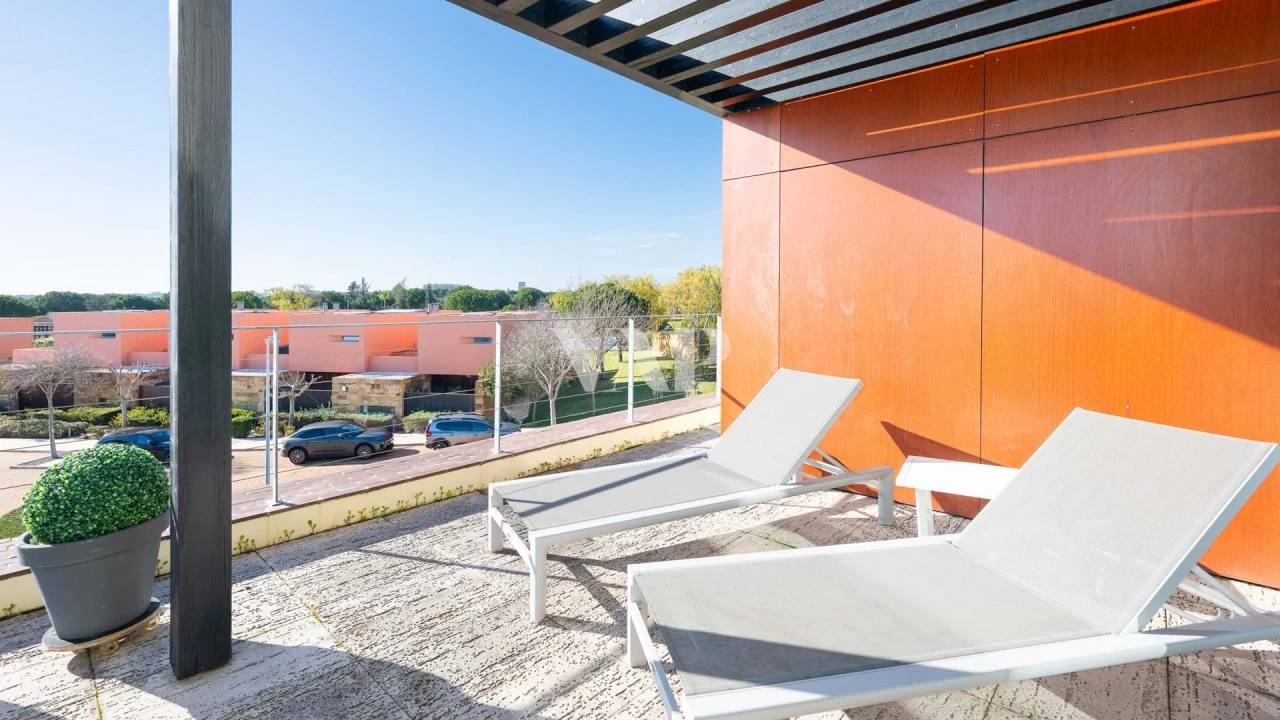 Apartamento T3 para Venda em Quarteira Foto 17