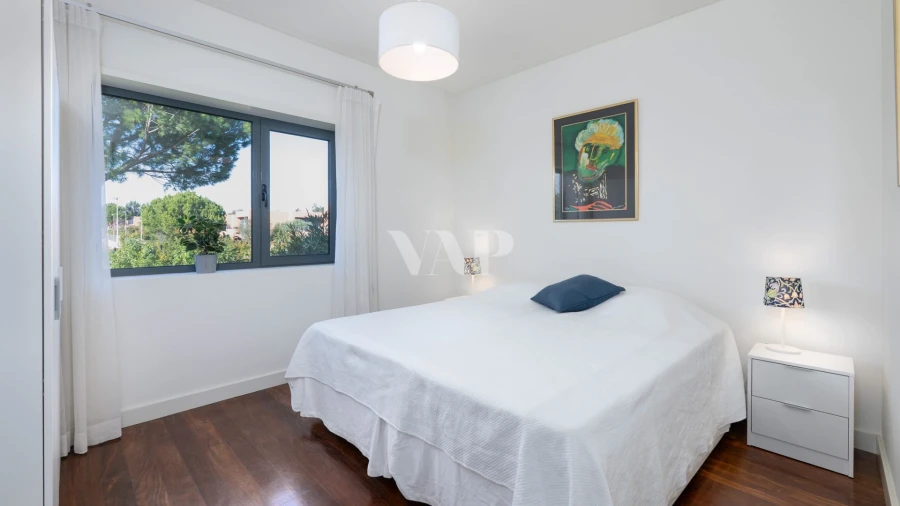 Apartamento T3 para Venda em Quarteira Foto 4
