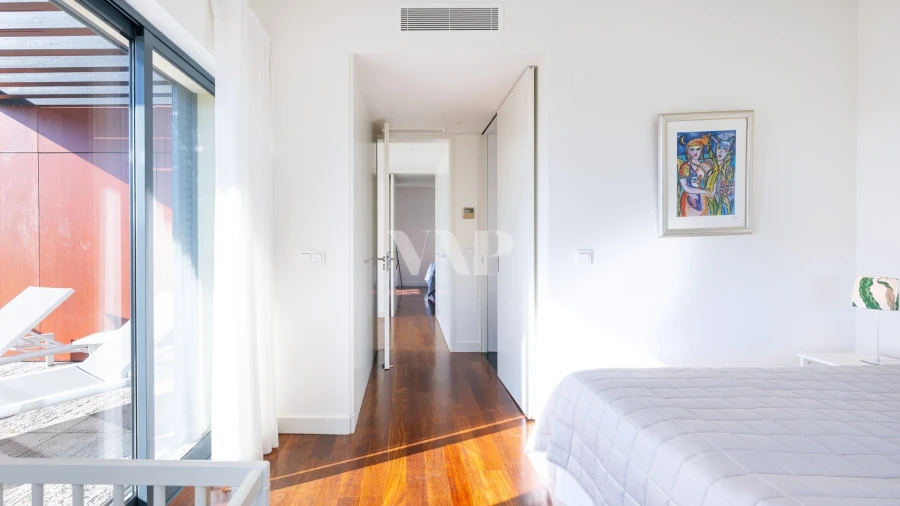 Apartamento T3 para Venda em Quarteira Foto 16