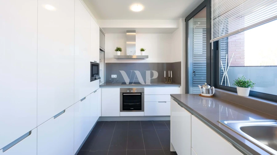 Apartamento T3 para Venda em Quarteira Foto 13