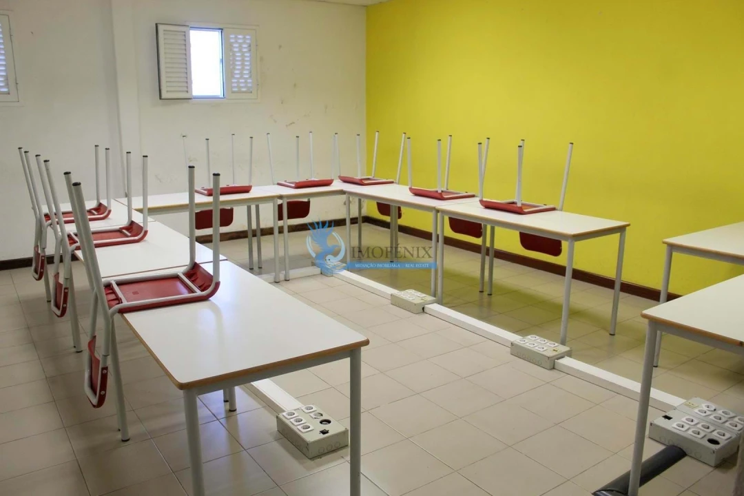 Negócio para Venda em Albufeira e Olhos de Água Foto 3