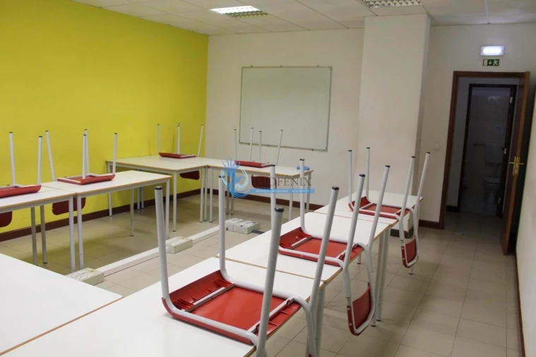 Negócio para Venda em Albufeira e Olhos de Água Foto 5