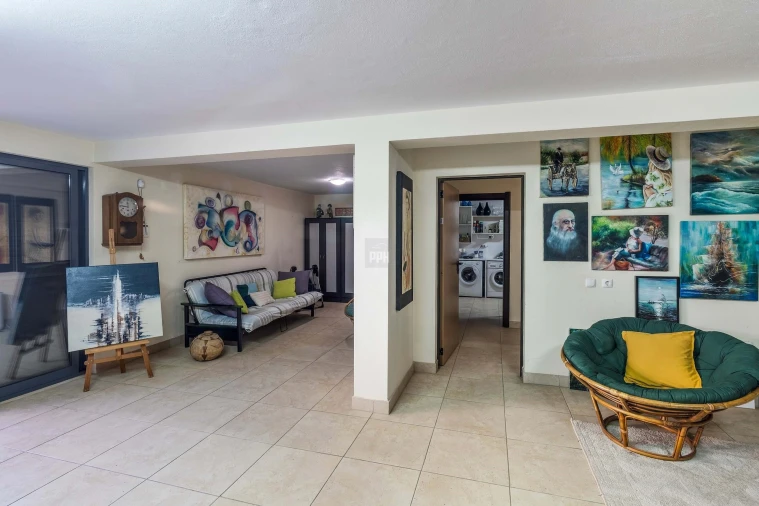 Prédio para Venda em Quarteira Foto 31