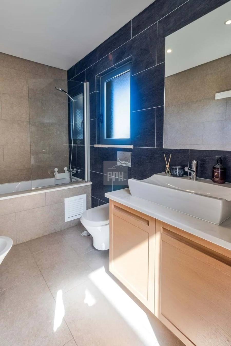 Prédio para Venda em Quarteira Foto 24