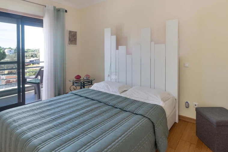 Prédio para Venda em Quarteira Foto 25