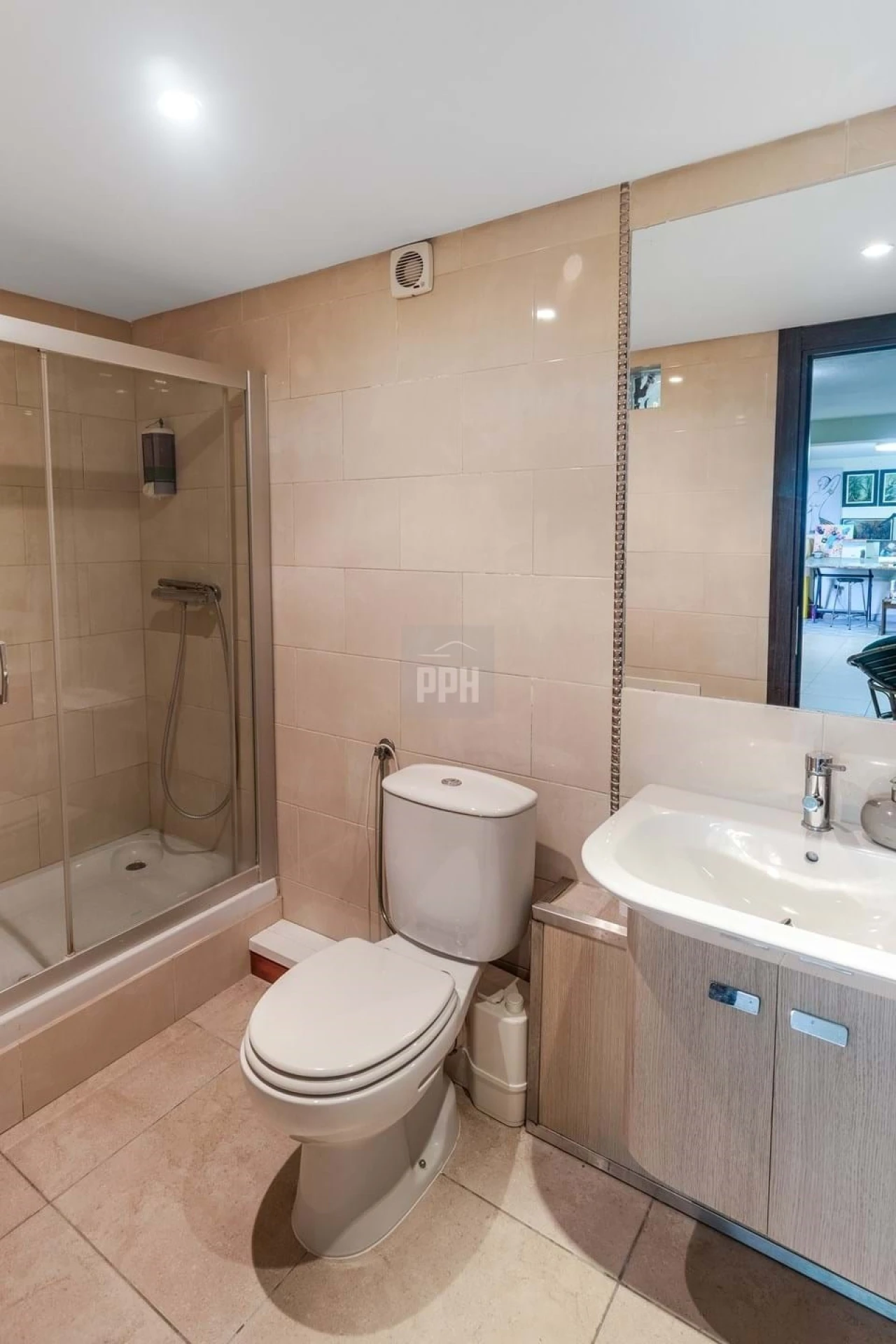 Prédio para Venda em Quarteira Foto 32