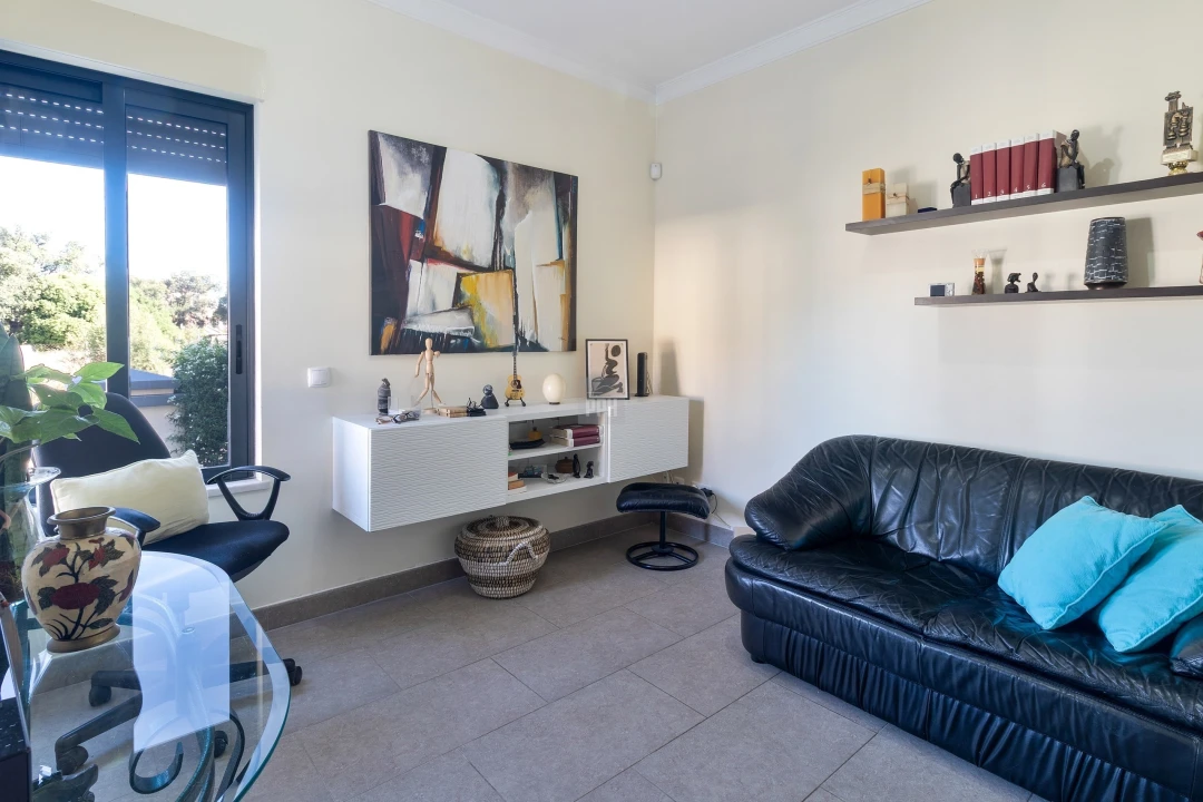 Prédio para Venda em Quarteira Foto 15