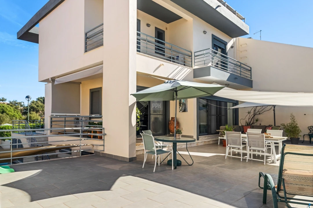 Prédio para Venda em Quarteira Foto 10