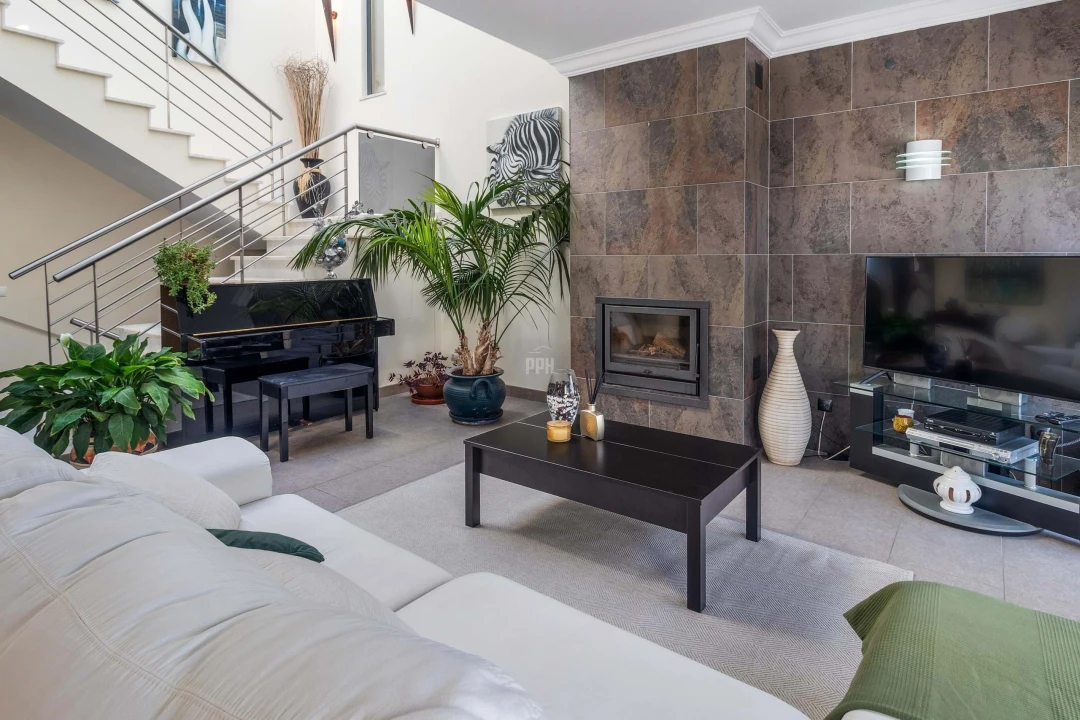 Prédio para Venda em Quarteira Foto 7