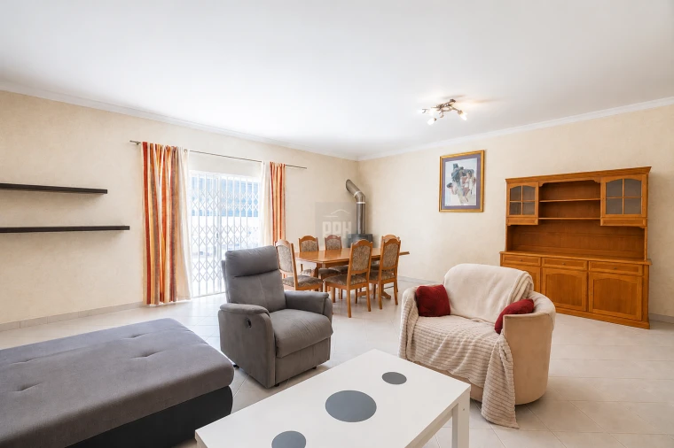 Apartamento T3 para Venda em Quarteira Foto 8