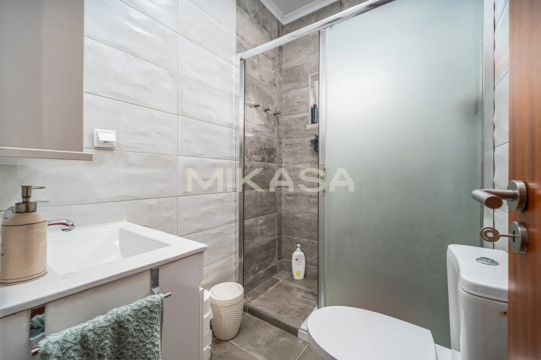 Moradia T2 para Venda em Luz Foto 21