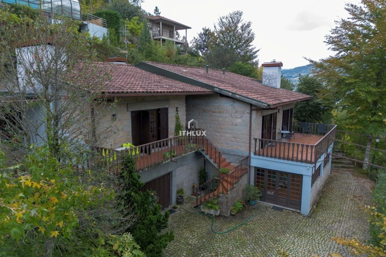 Moradia T4 para Venda em Vilar da Veiga Foto 7