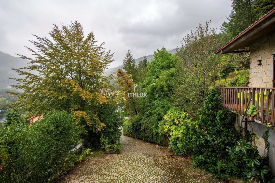 Moradia T4 para Venda em Vilar da Veiga Foto 51