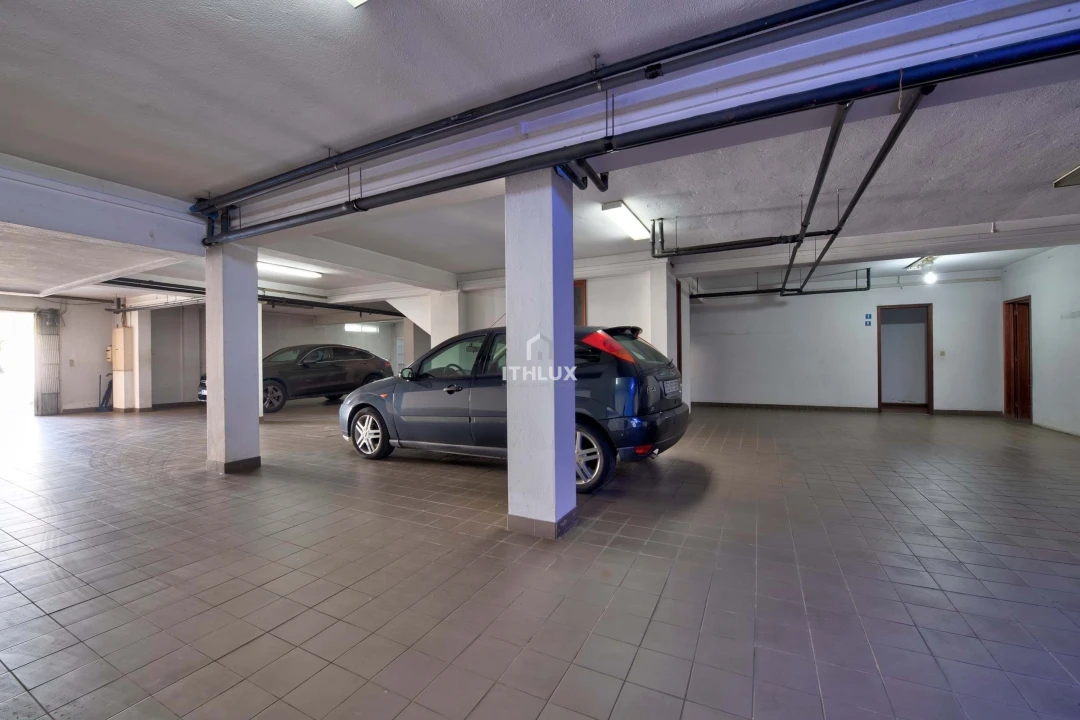 Moradia T8 para Venda em Arcozelo Foto 60