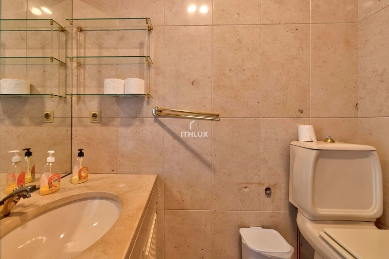 Moradia T8 para Venda em Arcozelo Foto 37