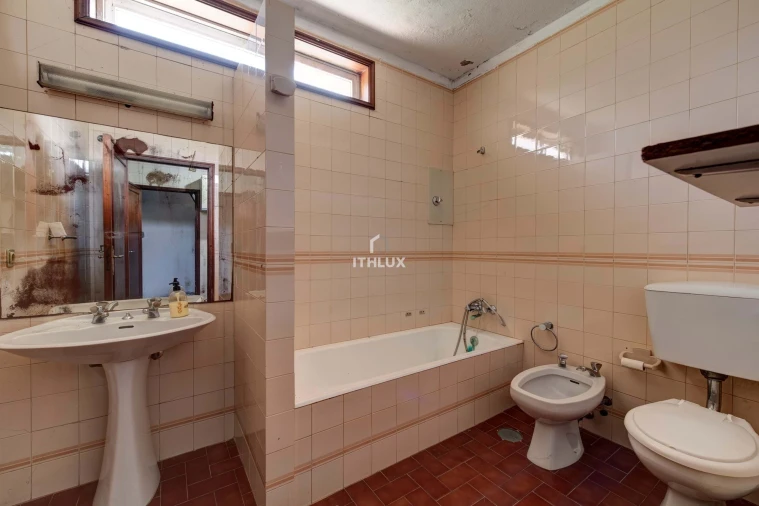 Moradia T8 para Venda em Arcozelo Foto 65