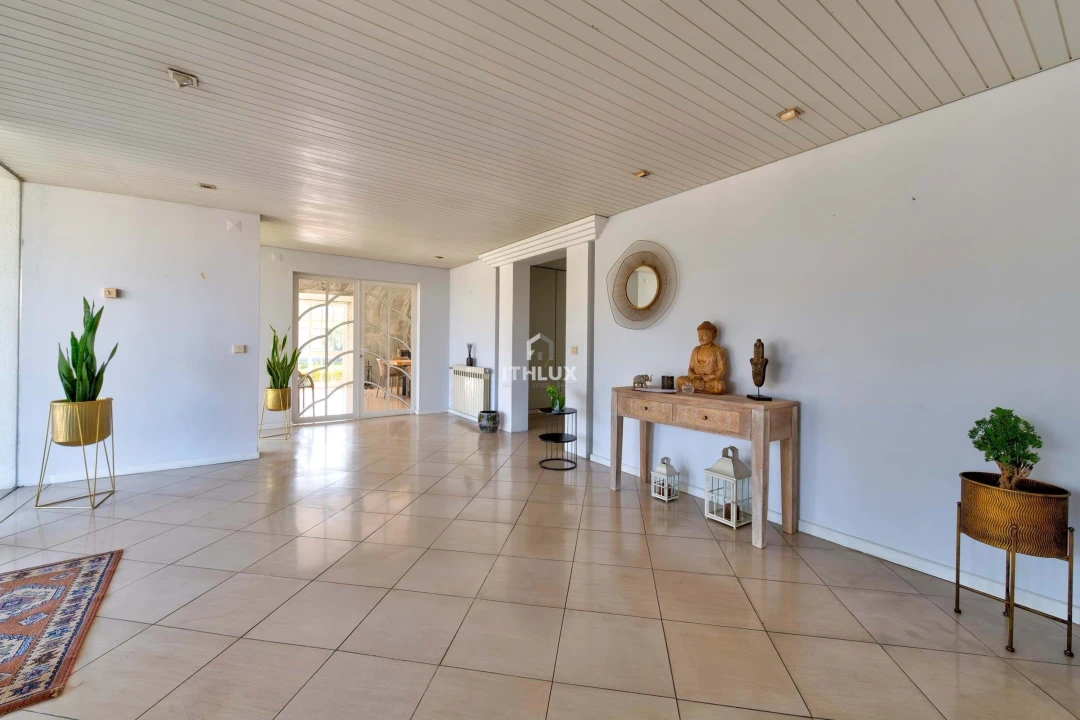 Moradia T8 para Venda em Arcozelo Foto 11