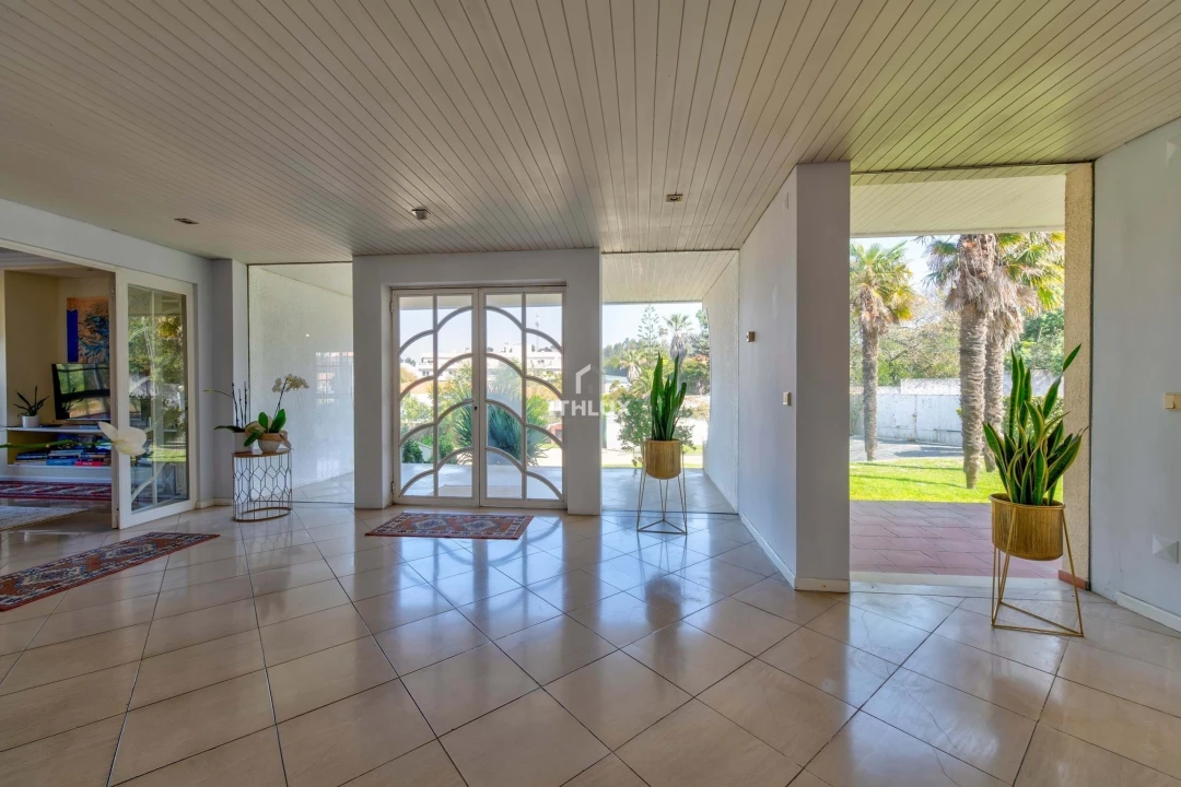 Moradia T8 para Venda em Arcozelo Foto 18