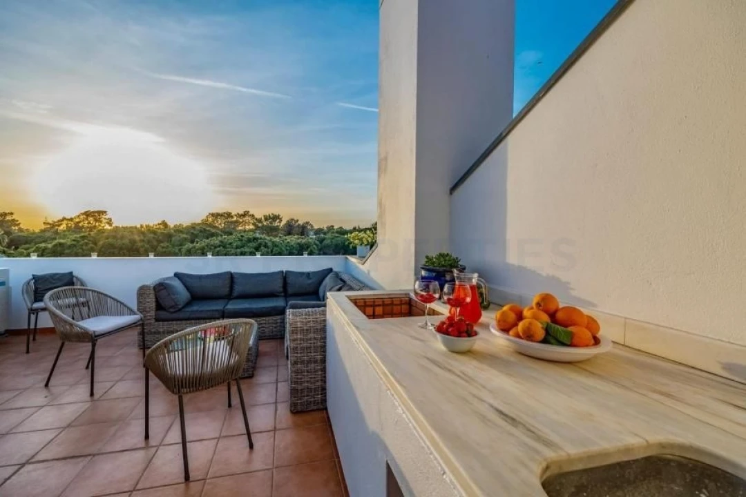 Apartamento T2 para Venda em Quarteira Foto 29