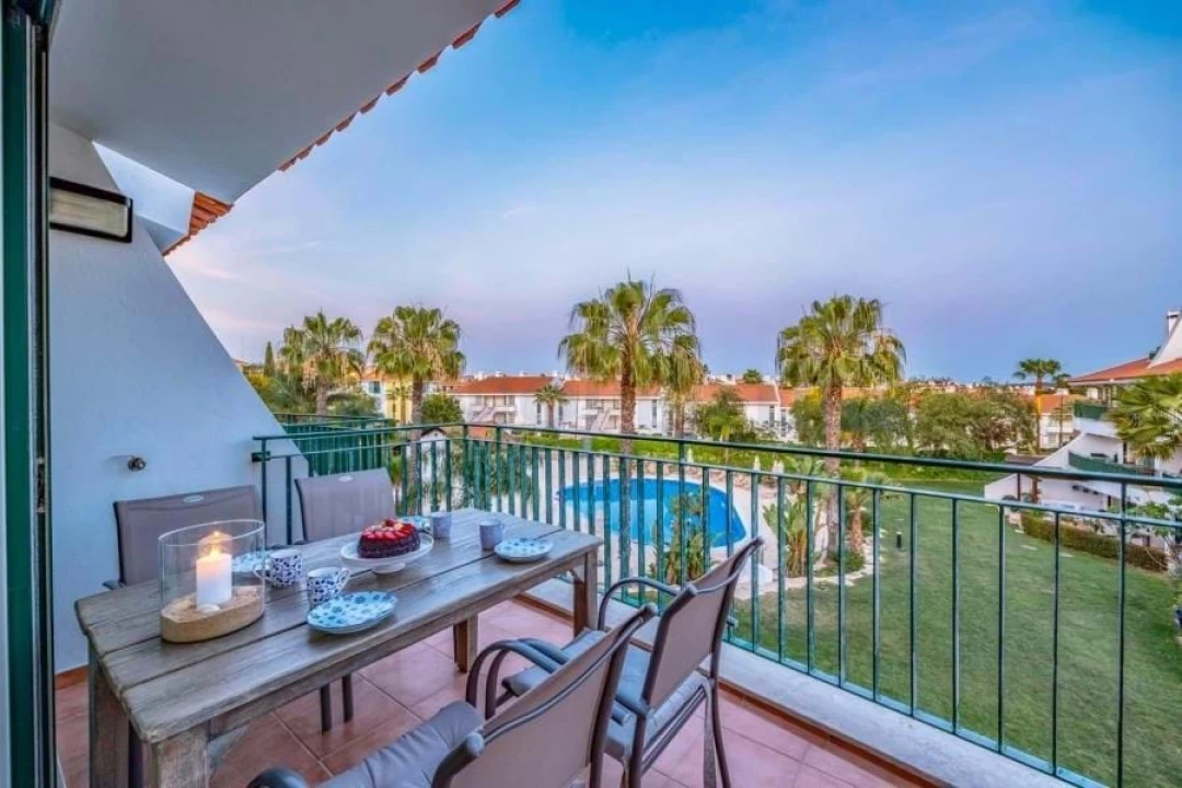 Apartamento T2 para Venda em Quarteira Foto 34