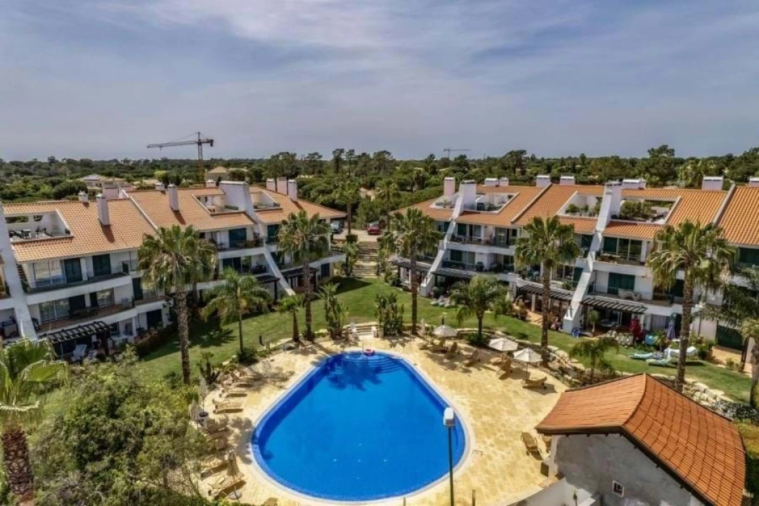 Apartamento T2 para Venda em Quarteira Foto 41