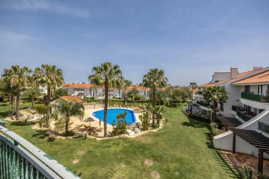 Apartamento T2 para Venda em Quarteira Foto 19