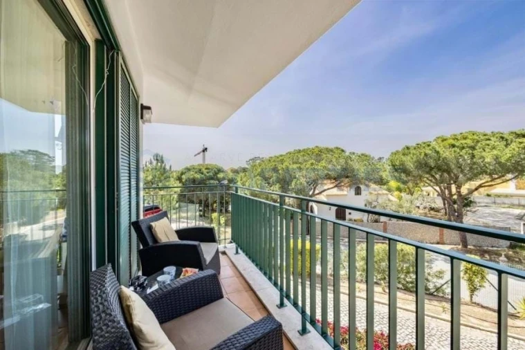 Apartamento T2 para Venda em Quarteira Foto 17