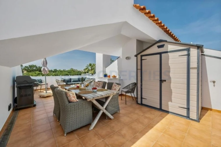 Apartamento T2 para Venda em Quarteira Foto 20