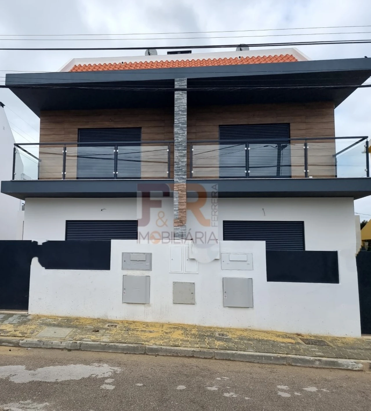 Moradia T3 para Venda em Fernao Ferro Foto 2