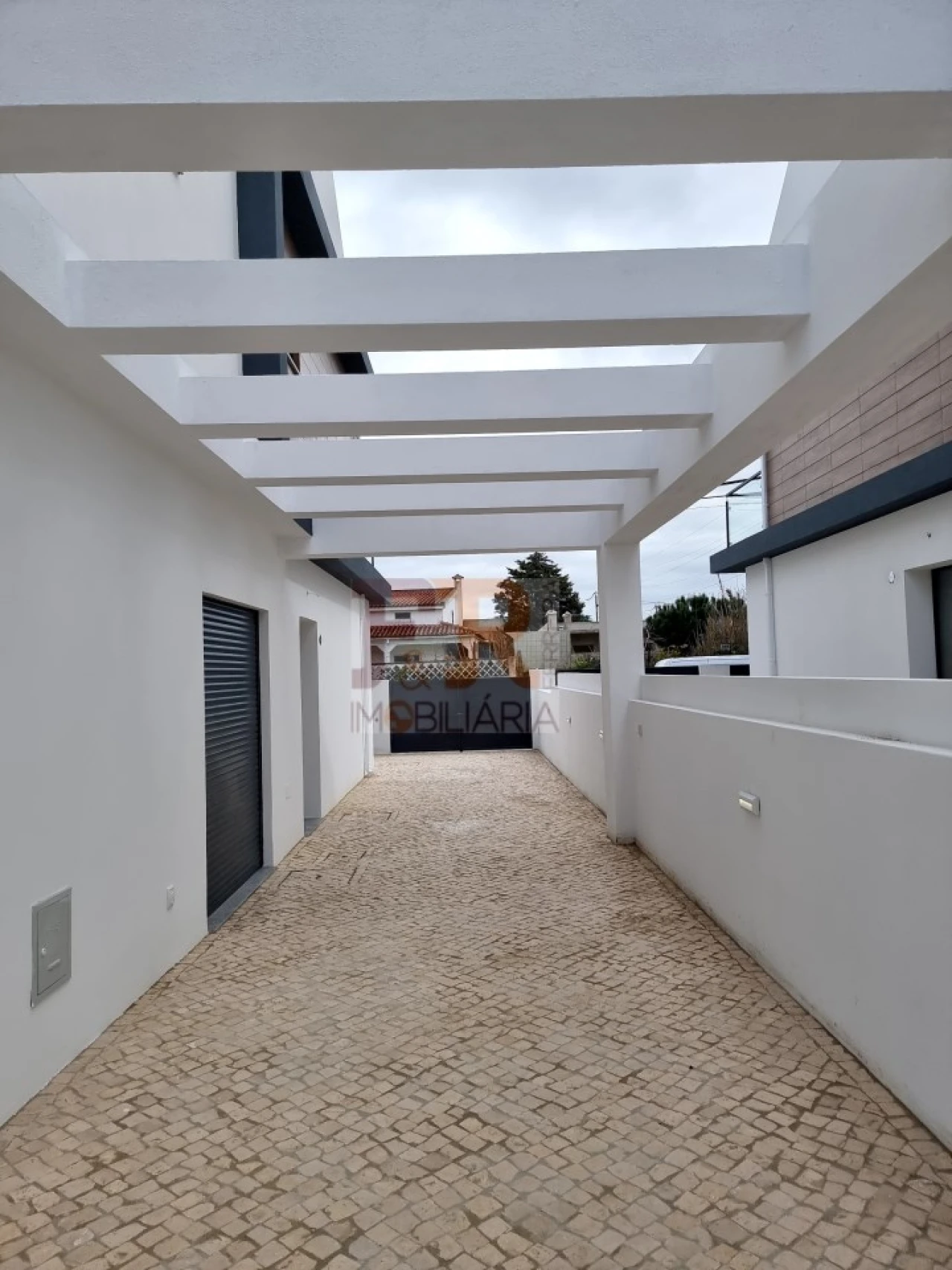 Moradia T3 para Venda em Fernao Ferro Foto 32