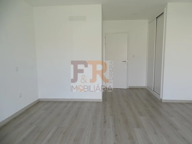 Moradia T3 para Venda em Fernao Ferro Foto 21
