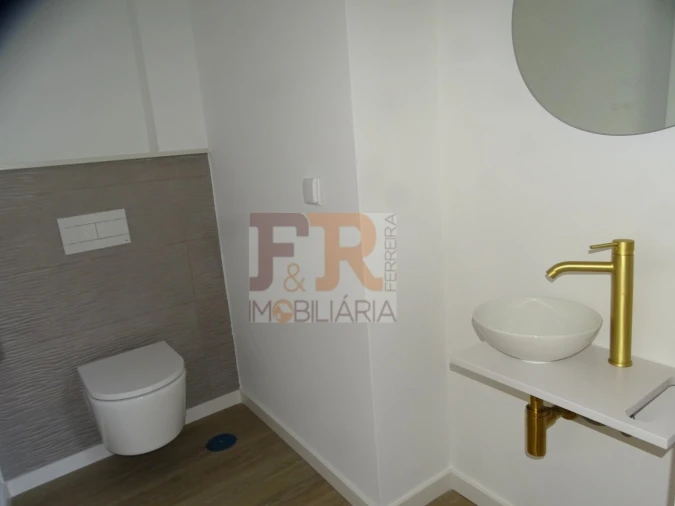 Moradia T3 para Venda em Fernao Ferro Foto 6