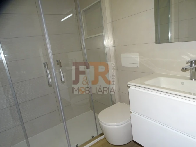 Moradia T3 para Venda em Fernao Ferro Foto 22