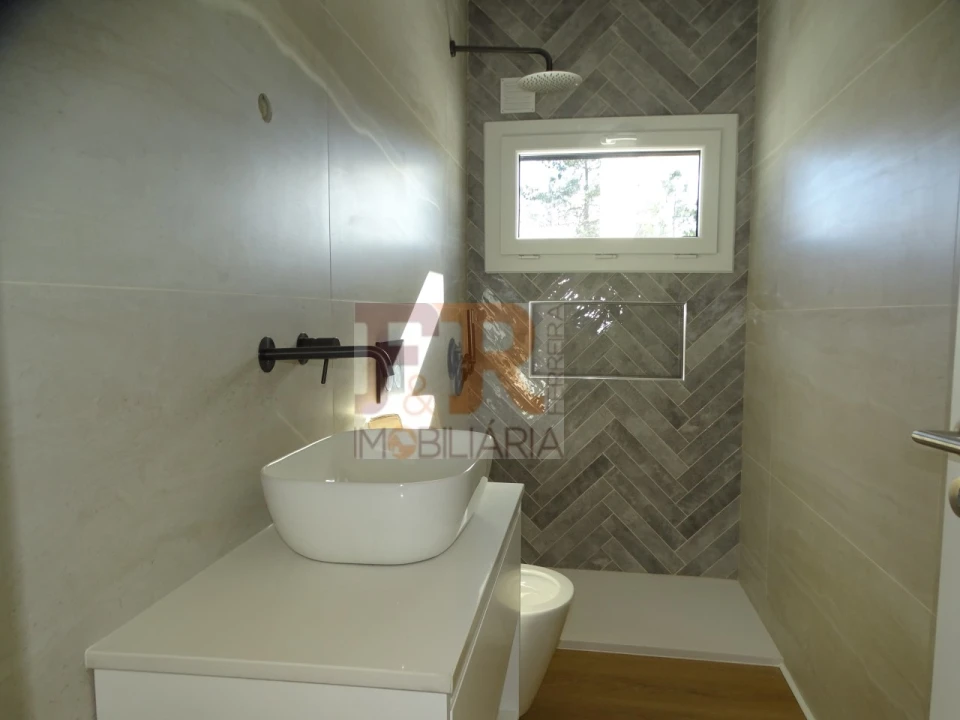 Moradia T3 para Venda em Fernao Ferro Foto 11