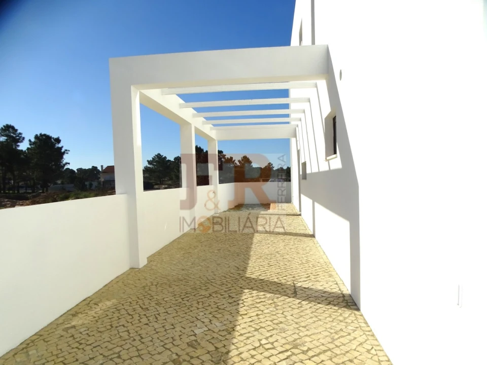 Moradia T3 para Venda em Fernao Ferro Foto 48