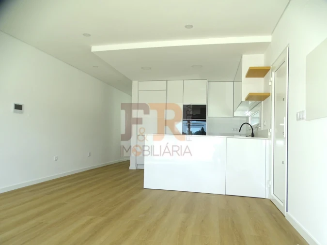 Moradia T3 para Venda em Fernao Ferro Foto 42