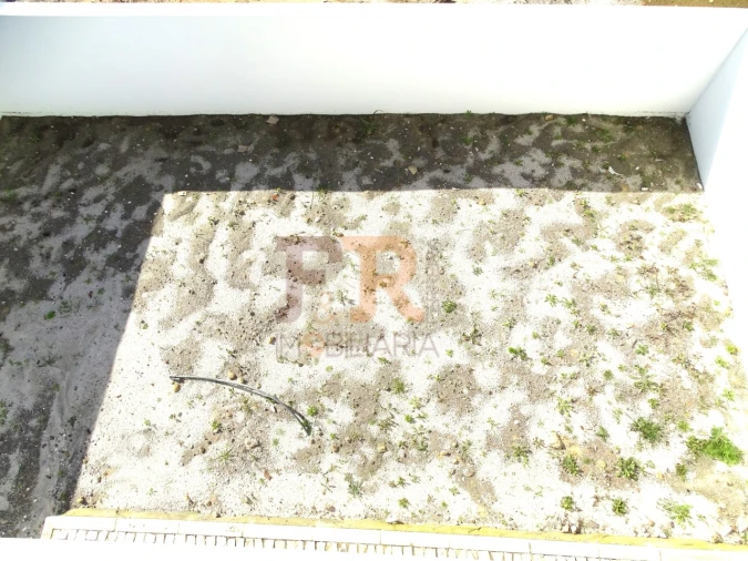 Moradia T3 para Venda em Fernao Ferro Foto 44