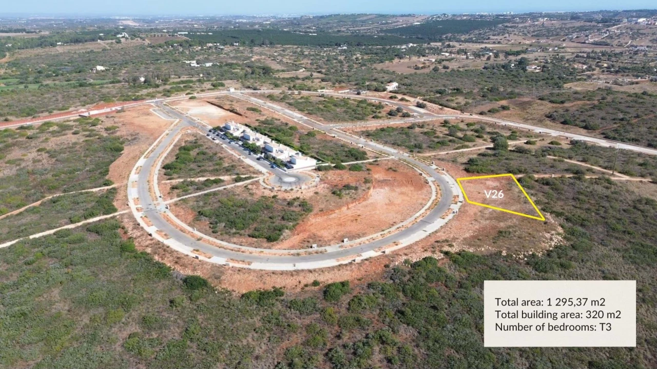 Terreno para Venda em Lagos (São Sebastião e Santa Maria) Foto 4