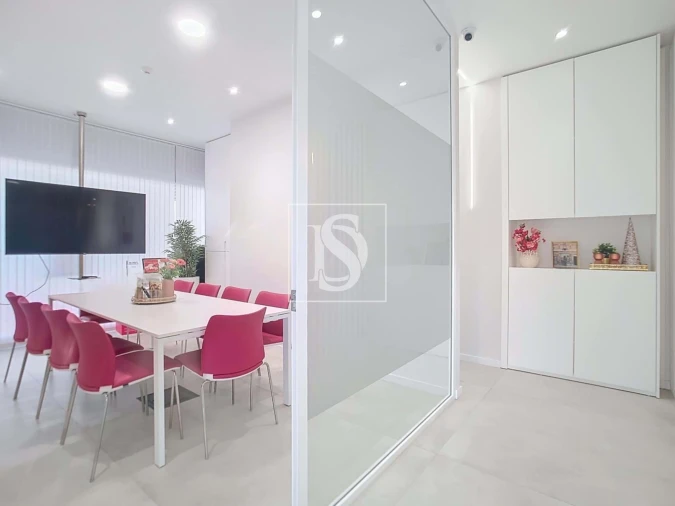 Negócio para Venda em Ramalde Foto 14