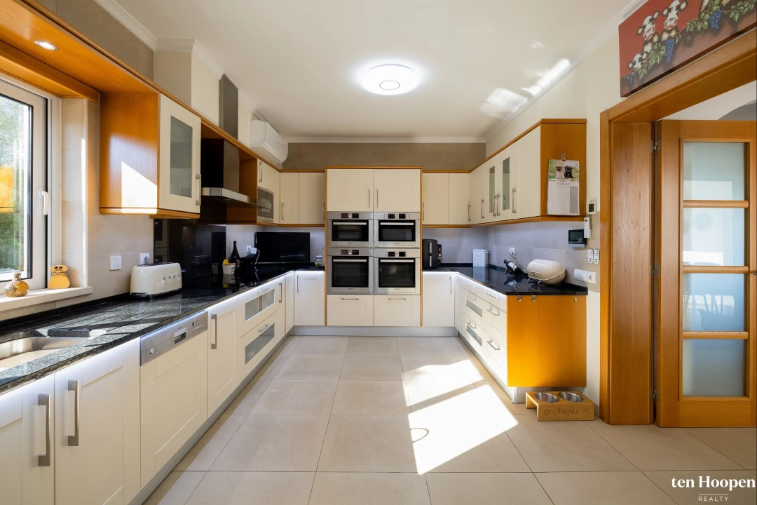 Moradia T5 para Venda em Luz Foto 5