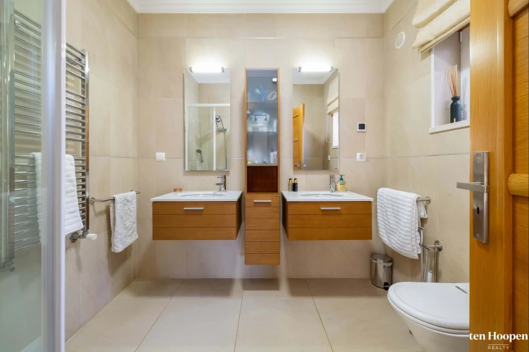 Moradia T5 para Venda em Luz Foto 11