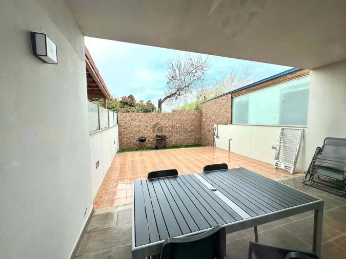 Moradia T2 para Venda em Albufeira e Olhos de Água Foto 11