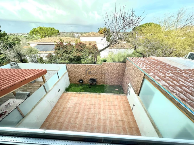 Moradia T2 para Venda em Albufeira e Olhos de Água Foto 17