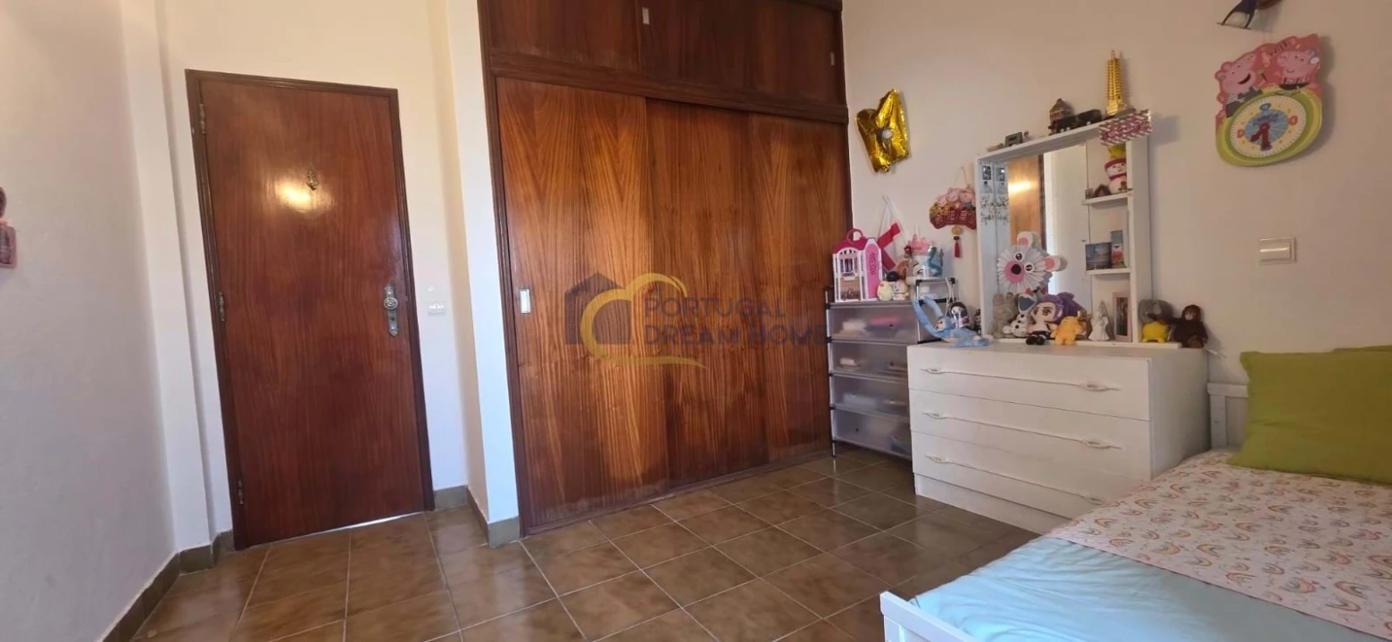Apartamento T2 para Venda em Albufeira e Olhos de Água Foto 4