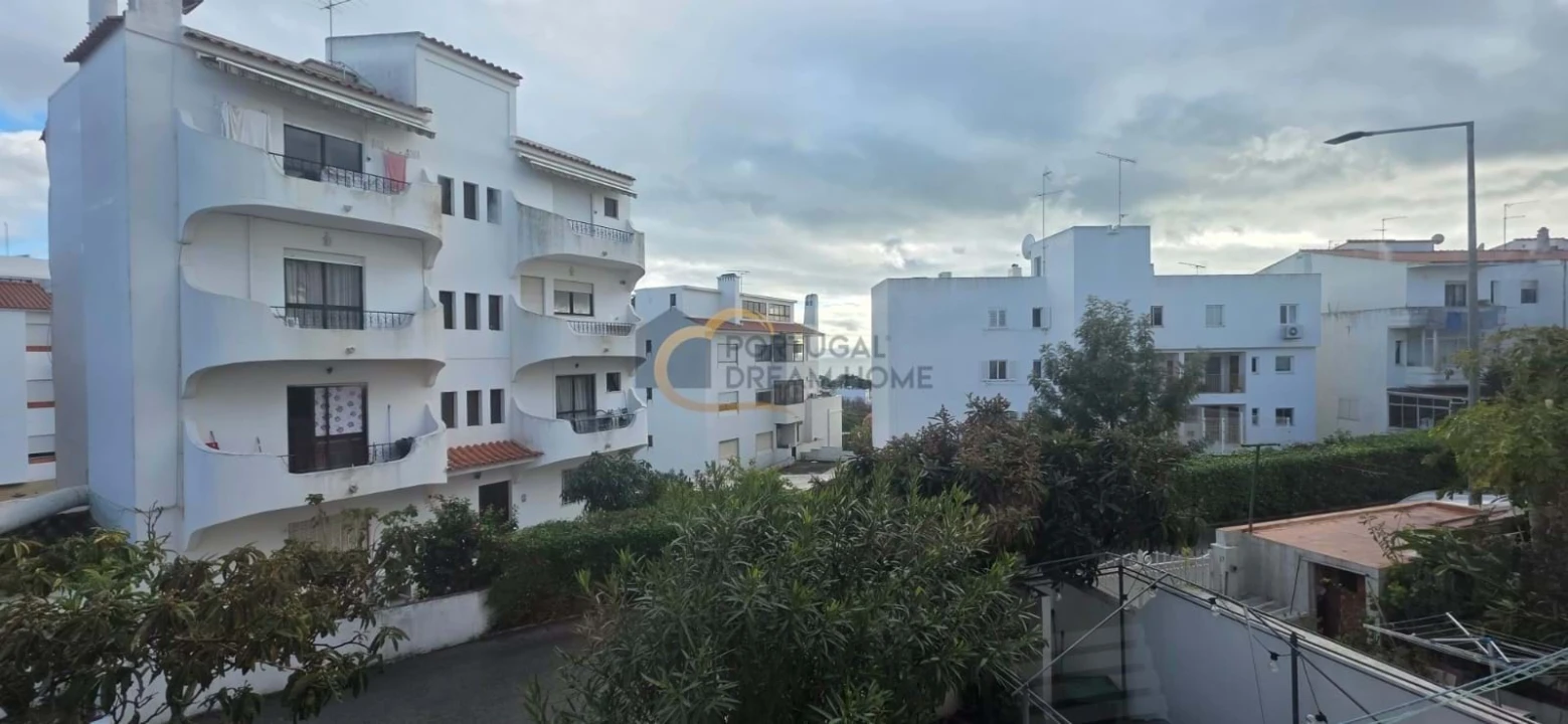 Apartamento T2 para Venda em Albufeira e Olhos de Água Foto 2