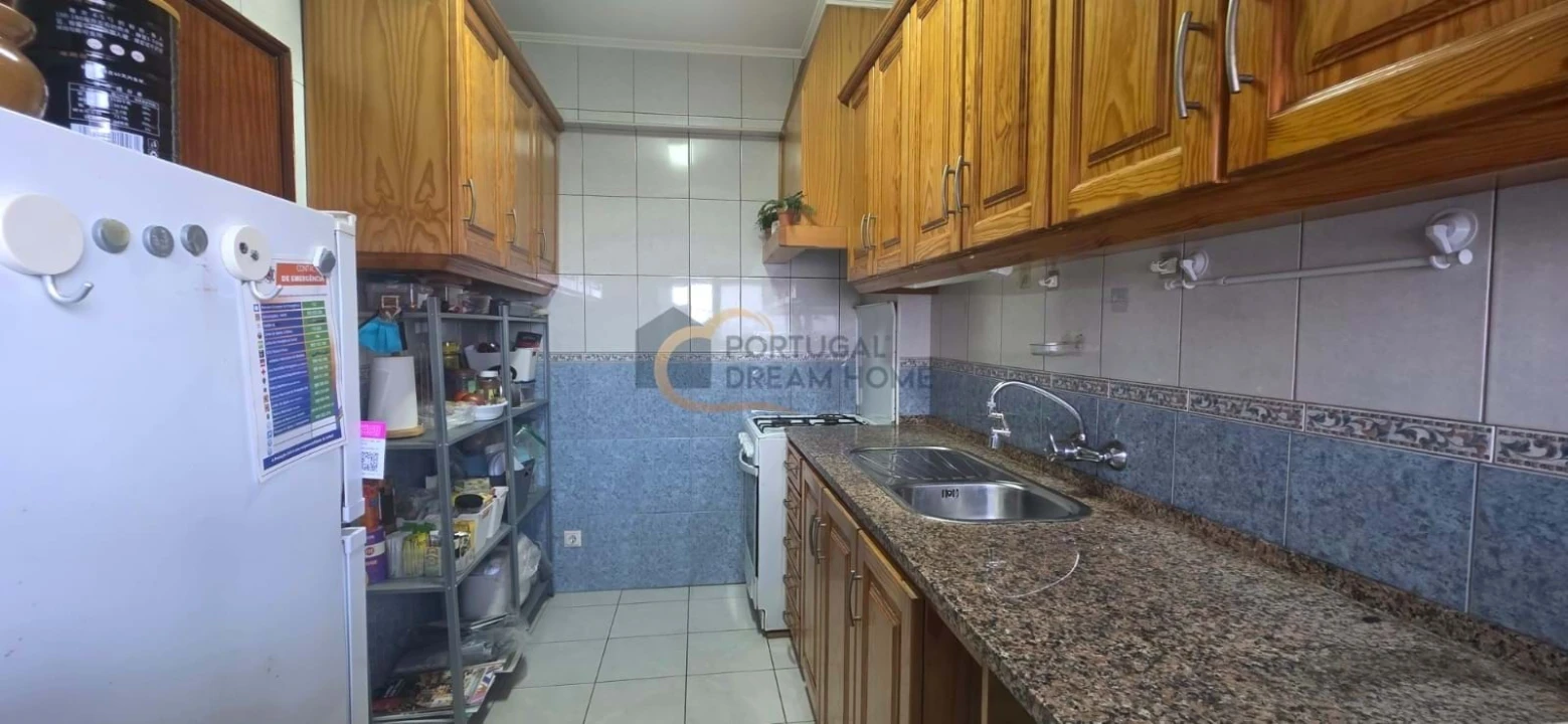 Apartamento T2 para Venda em Albufeira e Olhos de Água Foto 16